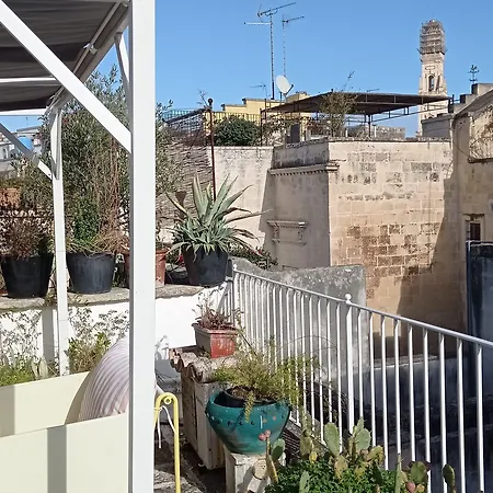 Palazzo Caminanti - 4* 레체
