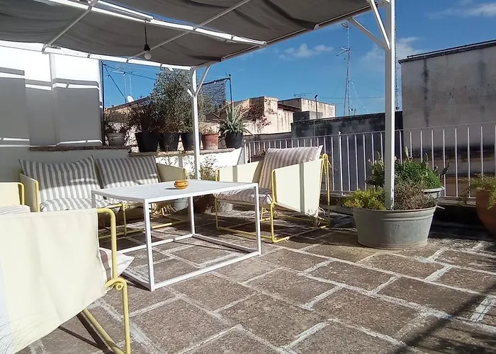 Oda ve Kahvaltı Caminanti