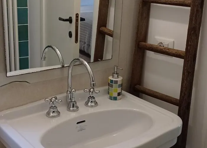 Caminanti Oda ve Kahvaltı 4*